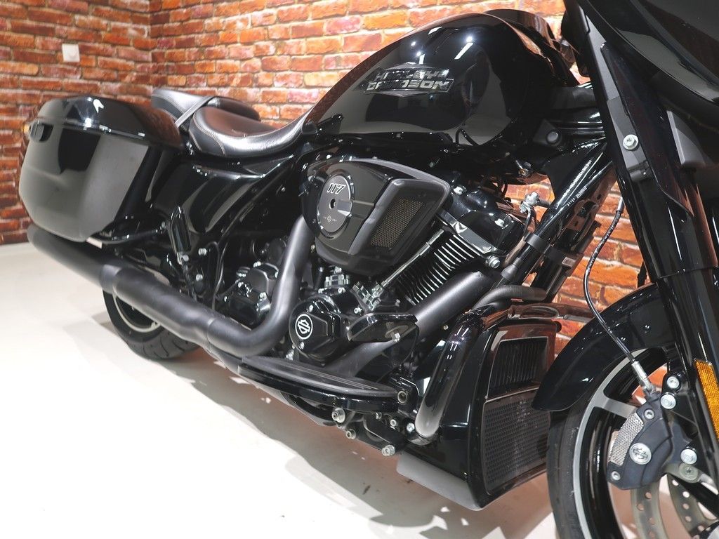 FLHX Street Glide 117